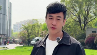 接受的女大学生